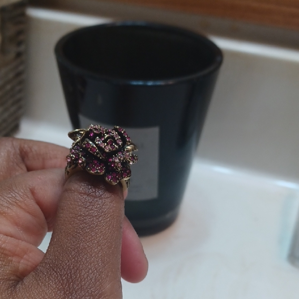 Elegant Gold and Pink Floral Ring